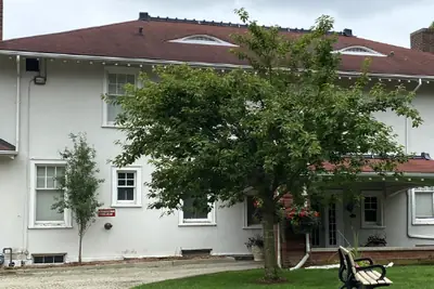 Cedar Ridge Creative Centre: venue exterior