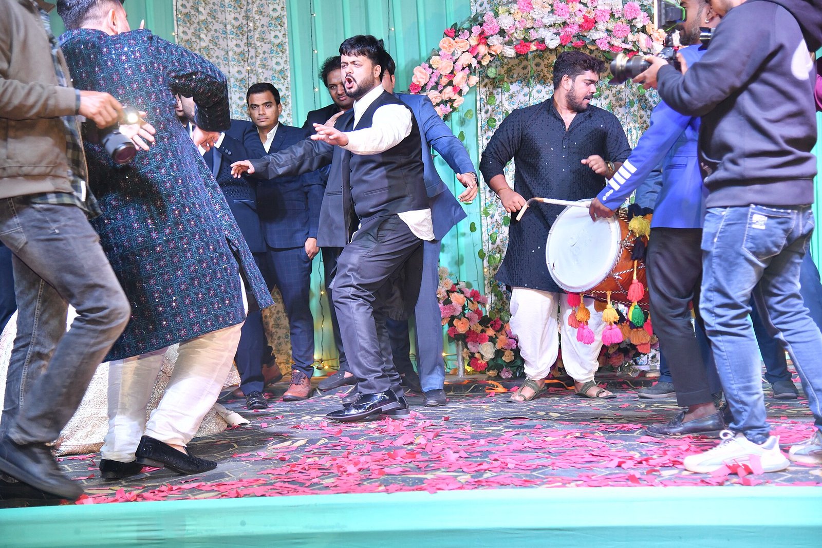 Couple dancing at a wedding reception